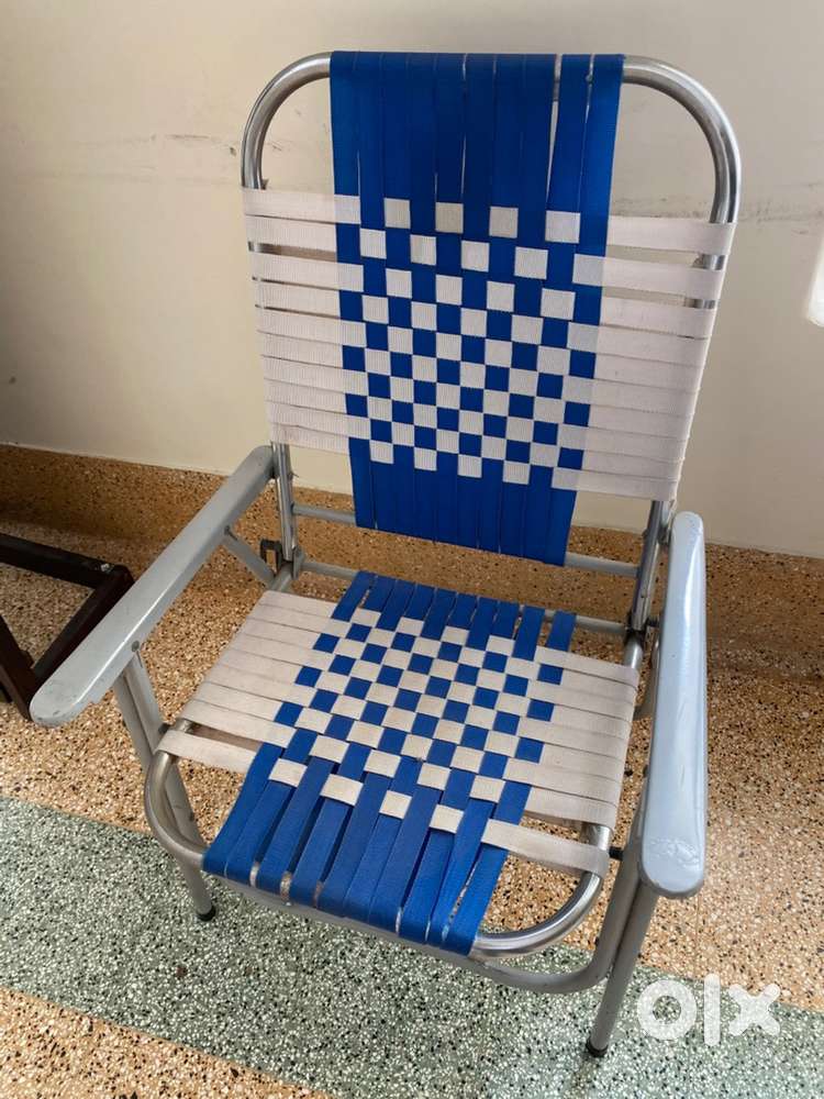 Tape folding chair