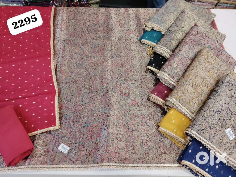 Salesgirl/helper girl required for ladies suits clothing store