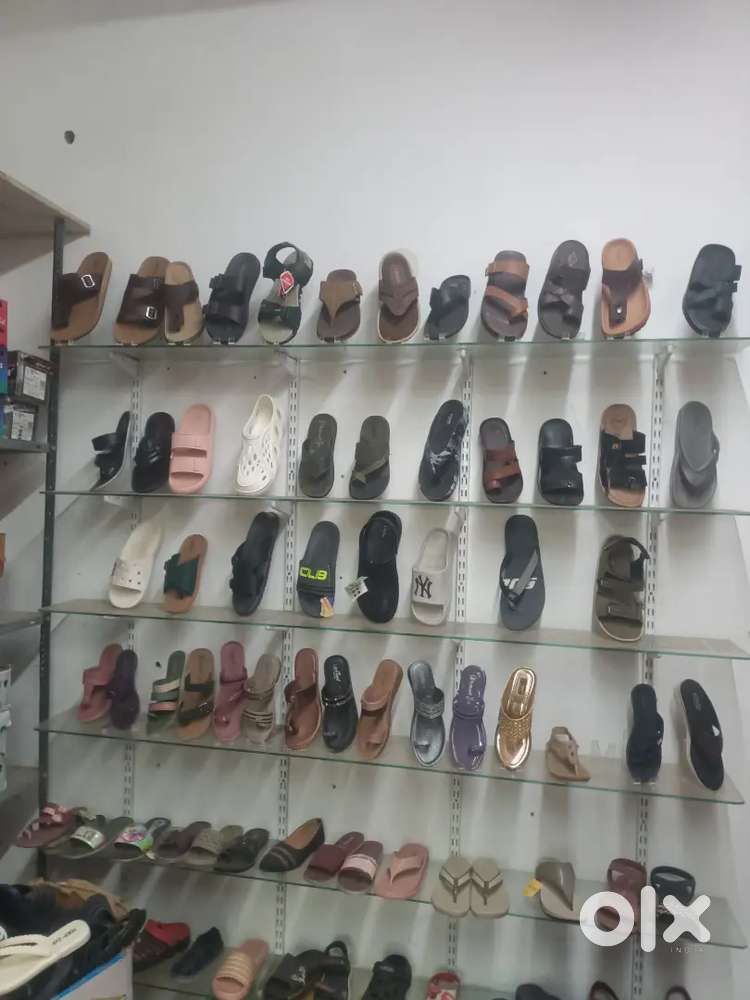 STOCK CLEARANCE FOOTWEAR