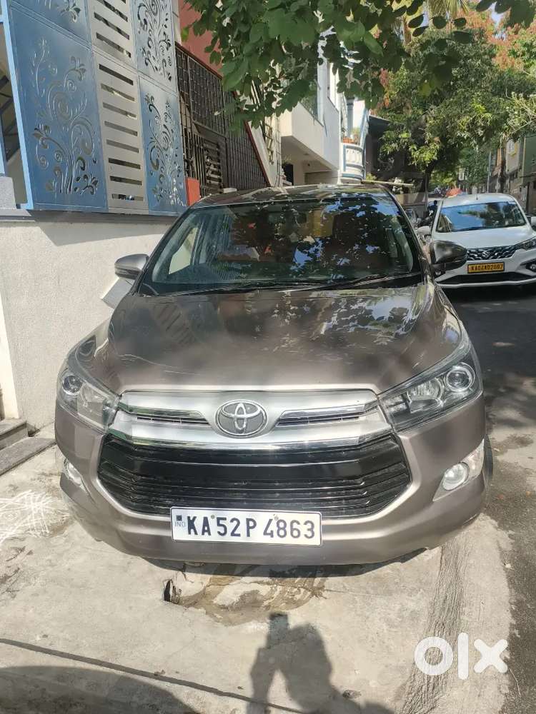 Toyota Innova Crysta 2018 Diesel Well Maintained