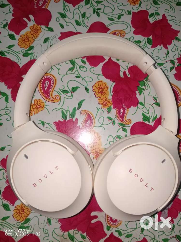 Boult headphones