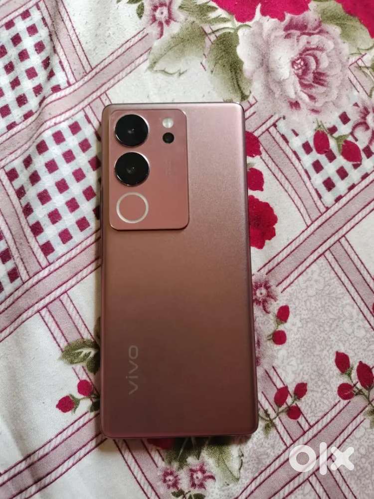 Vivo V29(8/128GB)+1year of use (Bill box available)