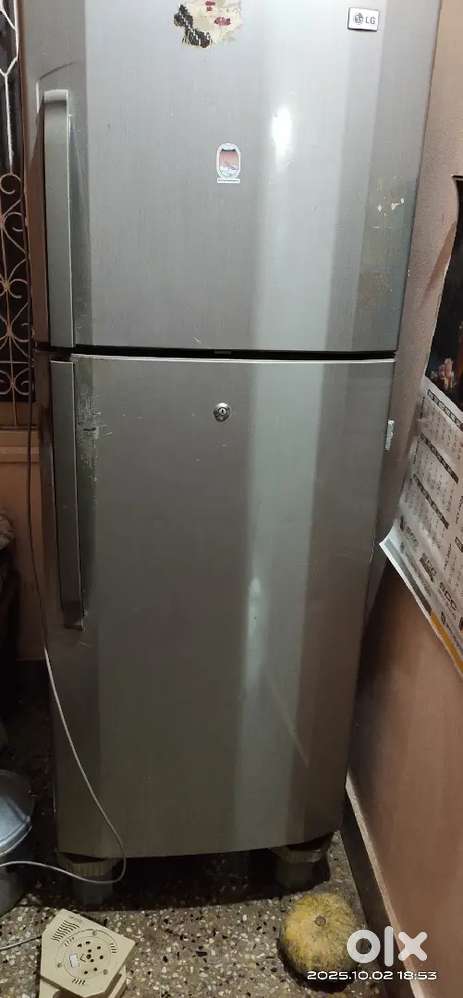 Lg 242 ltr fridge