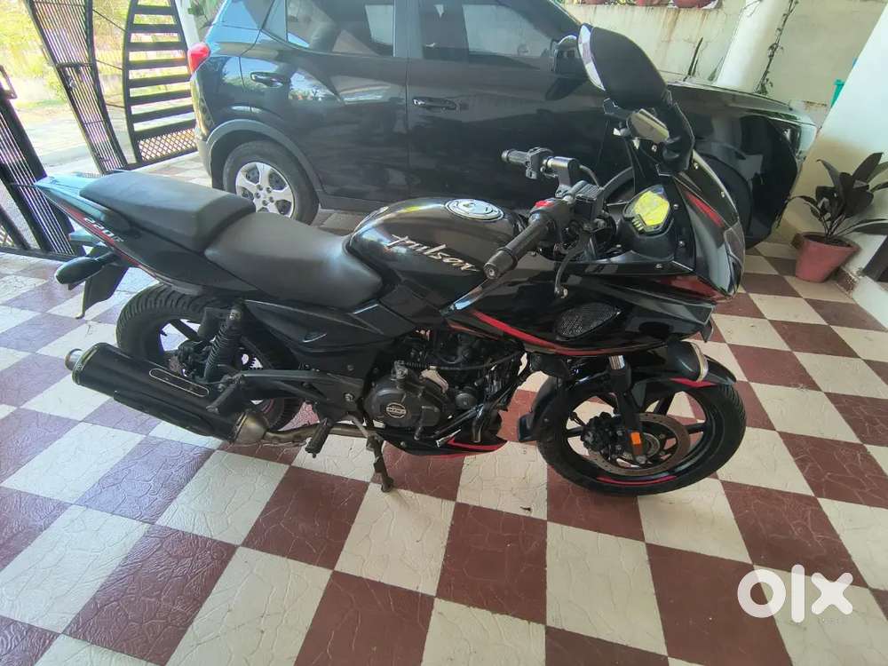 Bajaj pulser 220 f for sell