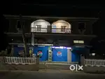 Double heighted Shop for rent