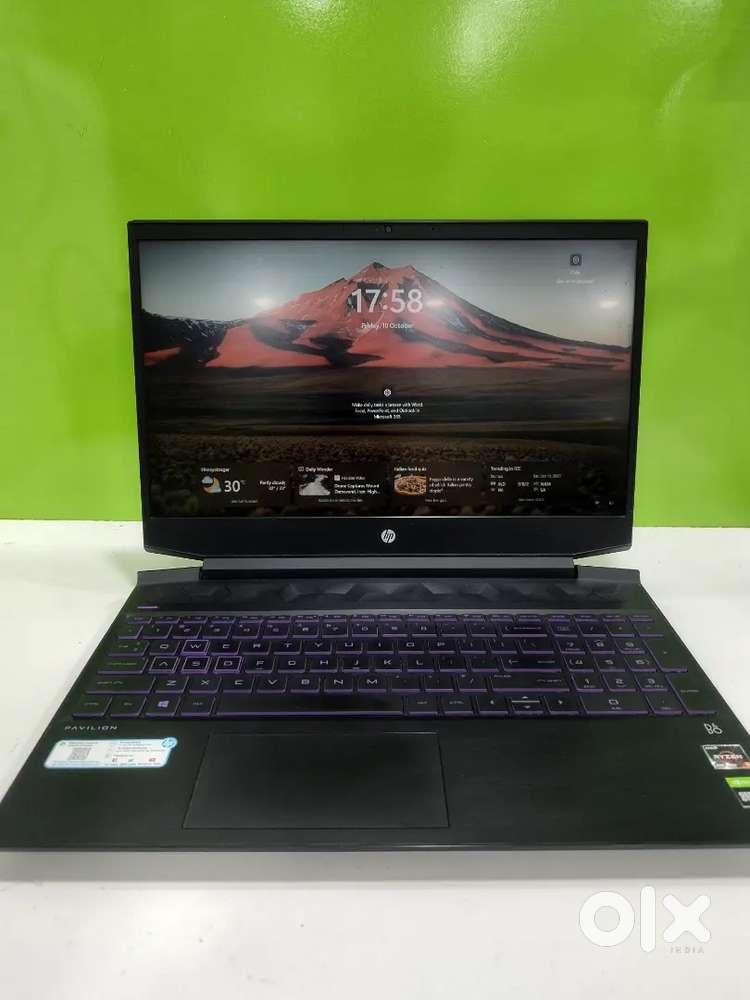 Hp gaming laptop presitine condition