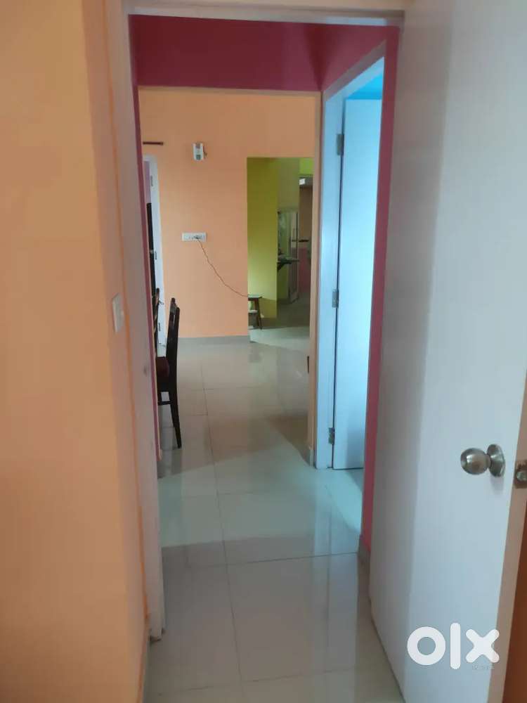 Urgent rent 2 bhk flat in konnagar 7500/-