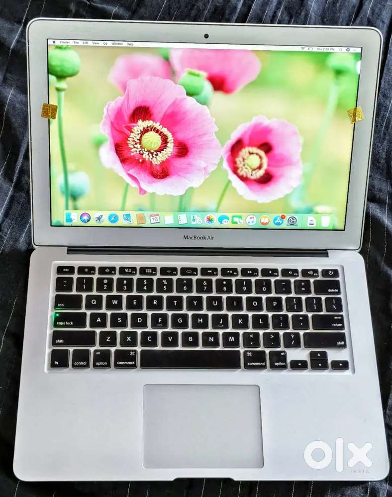Apple MacBook Air 8GB Ram 128GB NVME