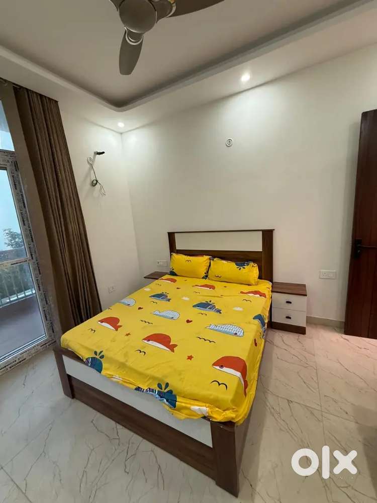 4bhk  furnished flat for sale near palm city