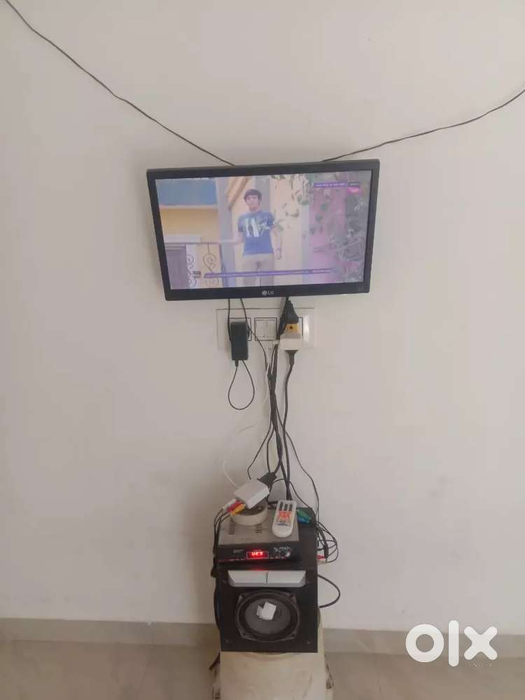 Tv aur home theatre hai 2500