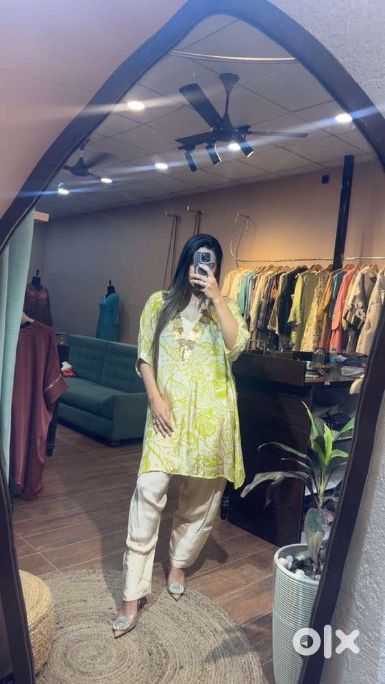 URGENT full time tailor required for boutique