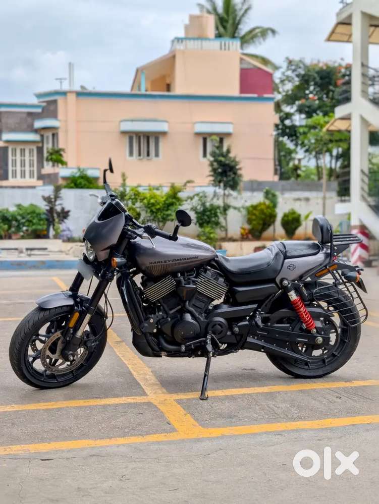 Harley Davidson Street Rod 750