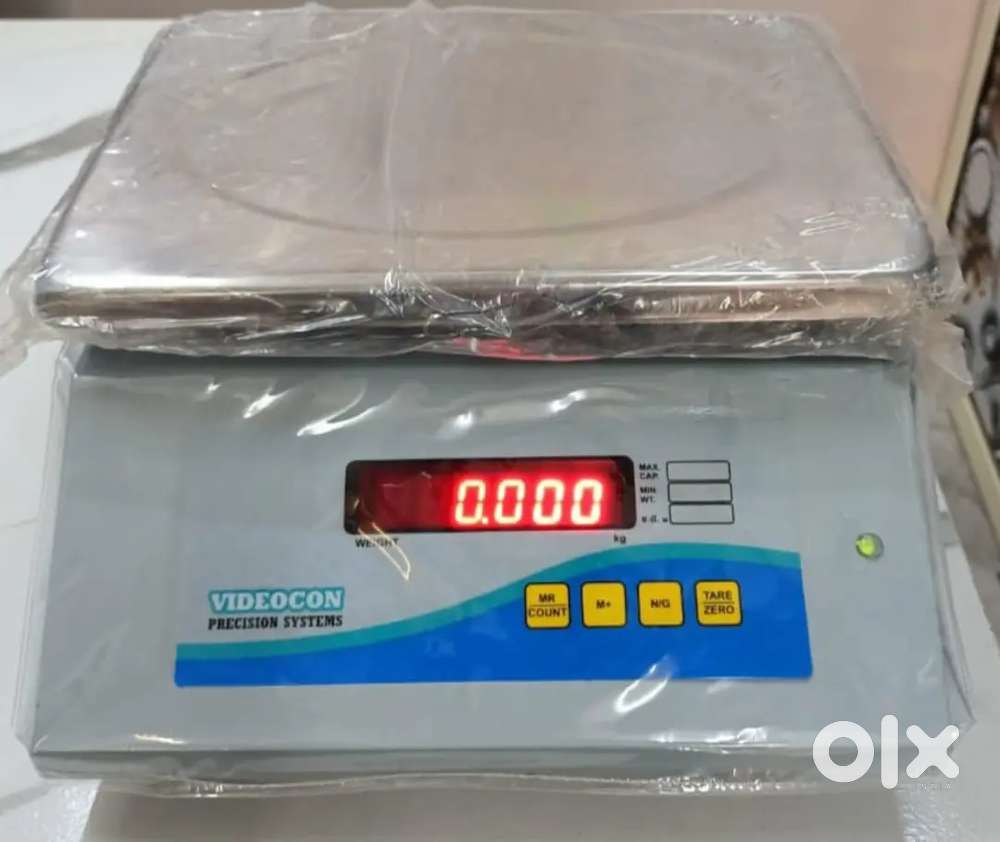 Electronic technician