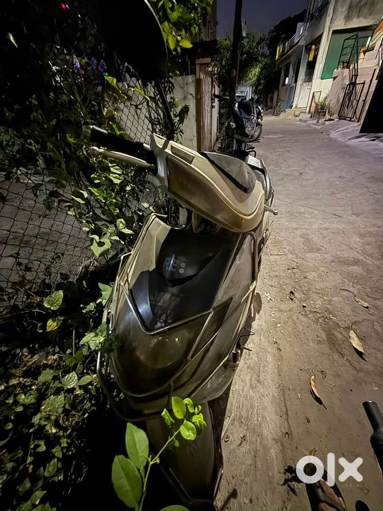 Brand name is Baterry