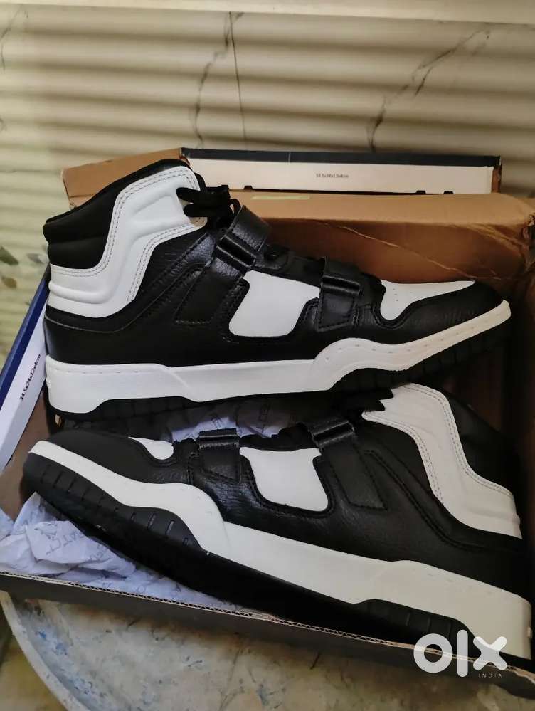 Redtape man sneaker shoes