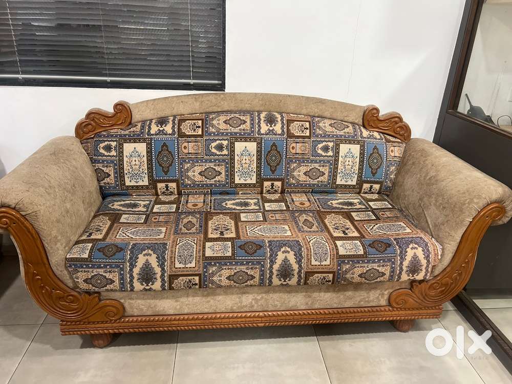 BRAND NEW SOFA 3 seater