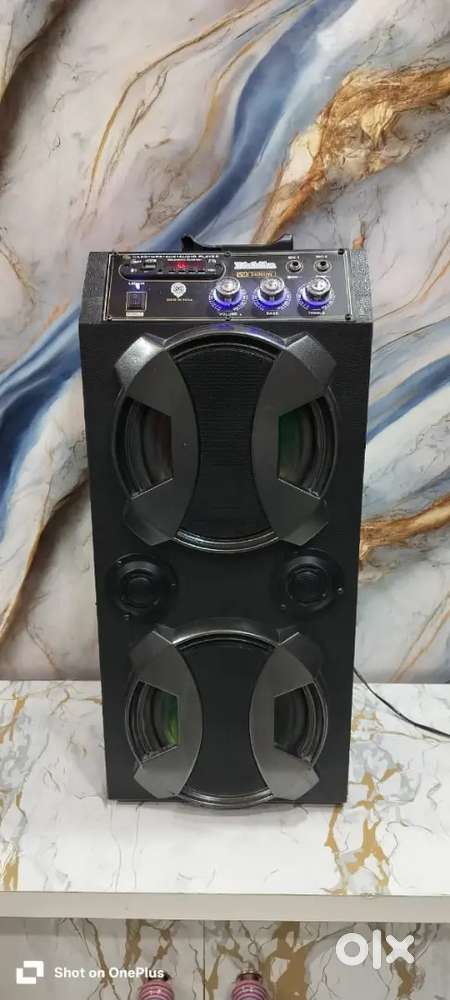 Dj tower speaker