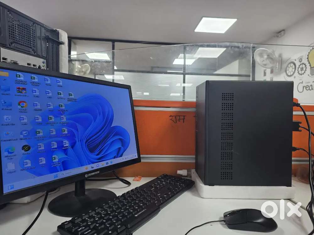 Desktop computer