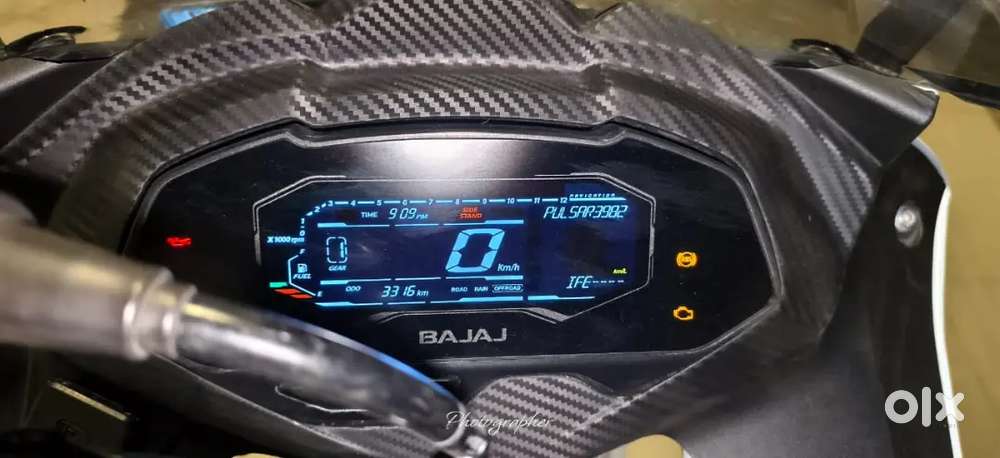 Good Mileage RS 200 Only 3300 KM Driver