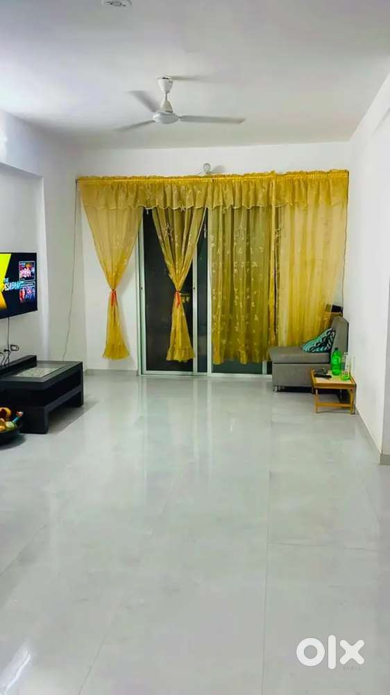 2 bhk semi furnished flat for rent Keshav nagar