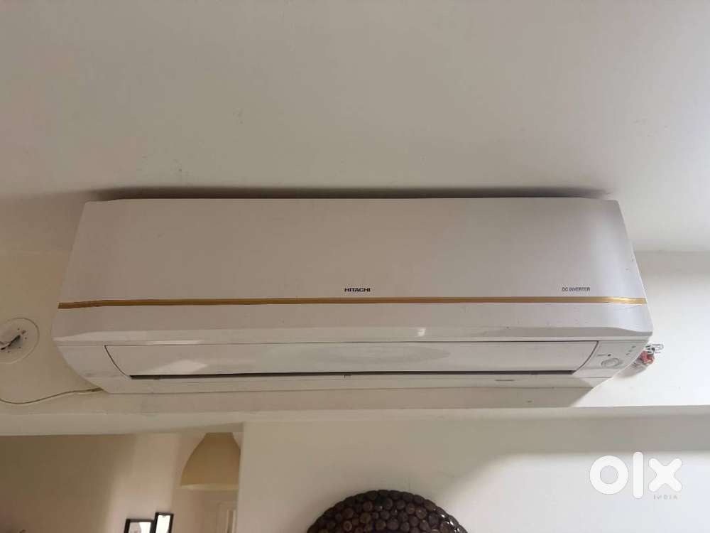 Hitachi 1.5 Ton 5* Inverter Split AC (Excellent condition),