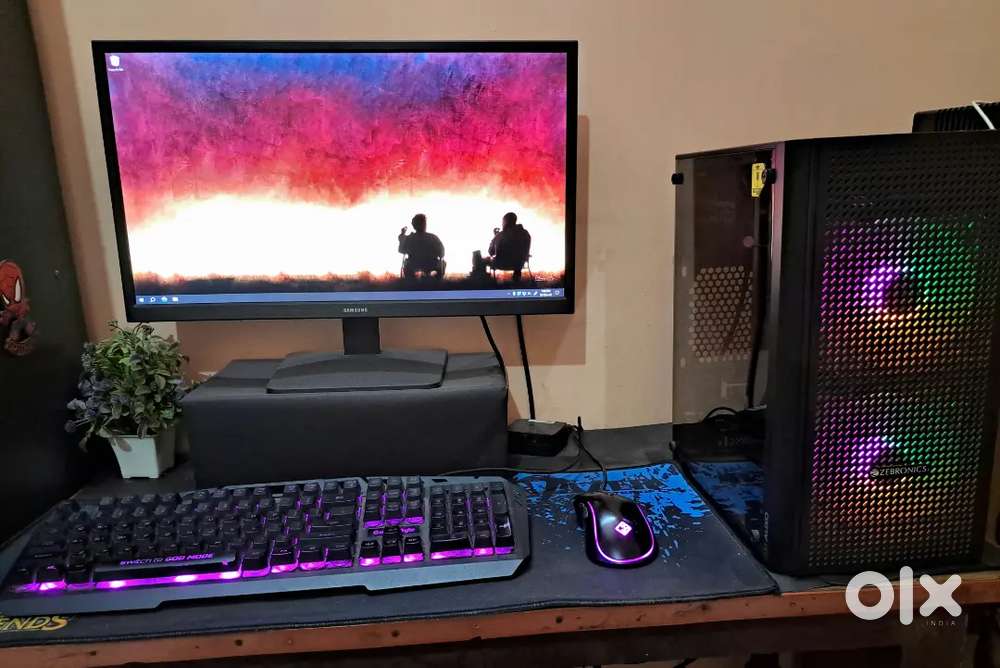 COMPUTER DESKTOP - PC