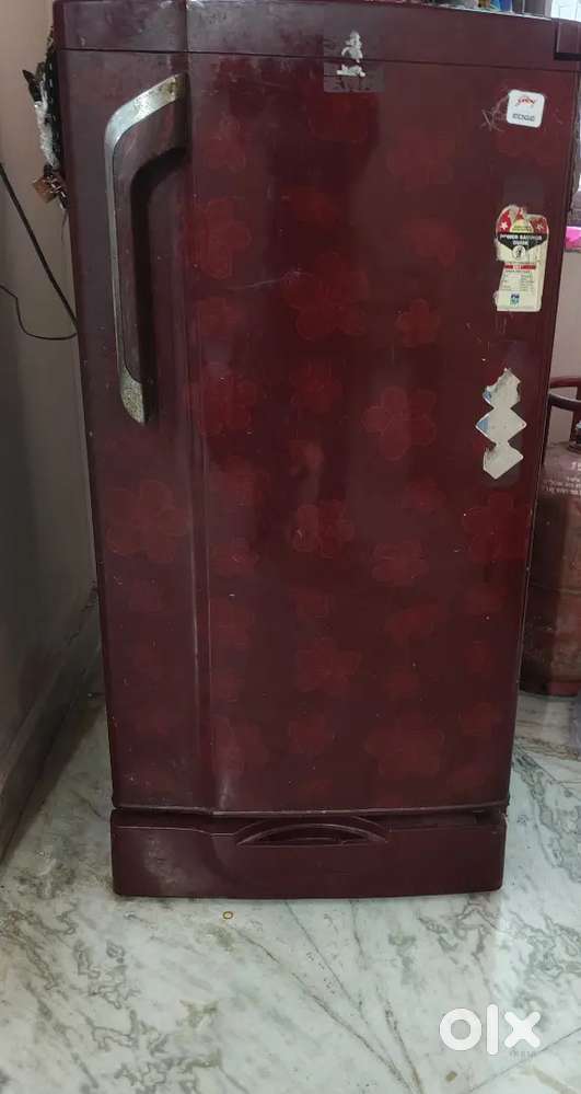 3 Star Godrej Refrigerator for sale.