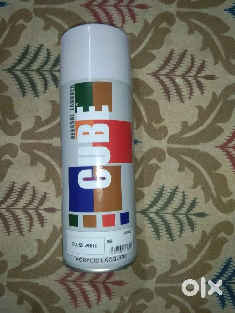 Cube colour spray gloss white read description