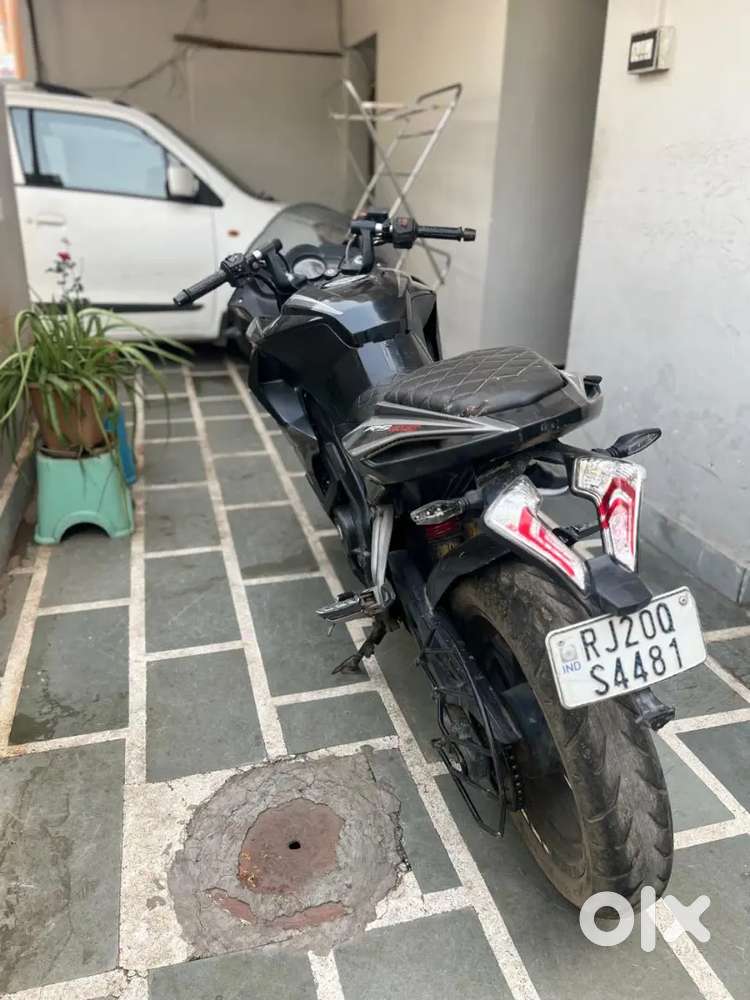 First owner , insurance complete