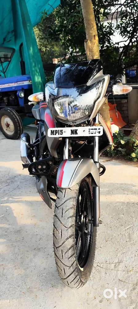 TVS apache RTR160 2v
