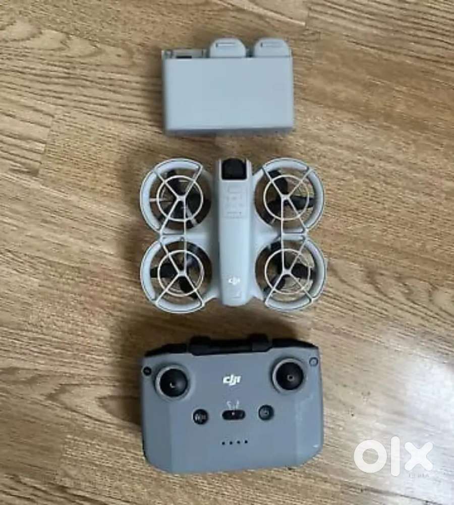 DJI Neo Fly More Combo Palm-Sized Drone