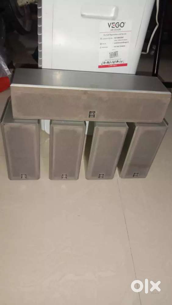 Yamaha 5.0 speakers