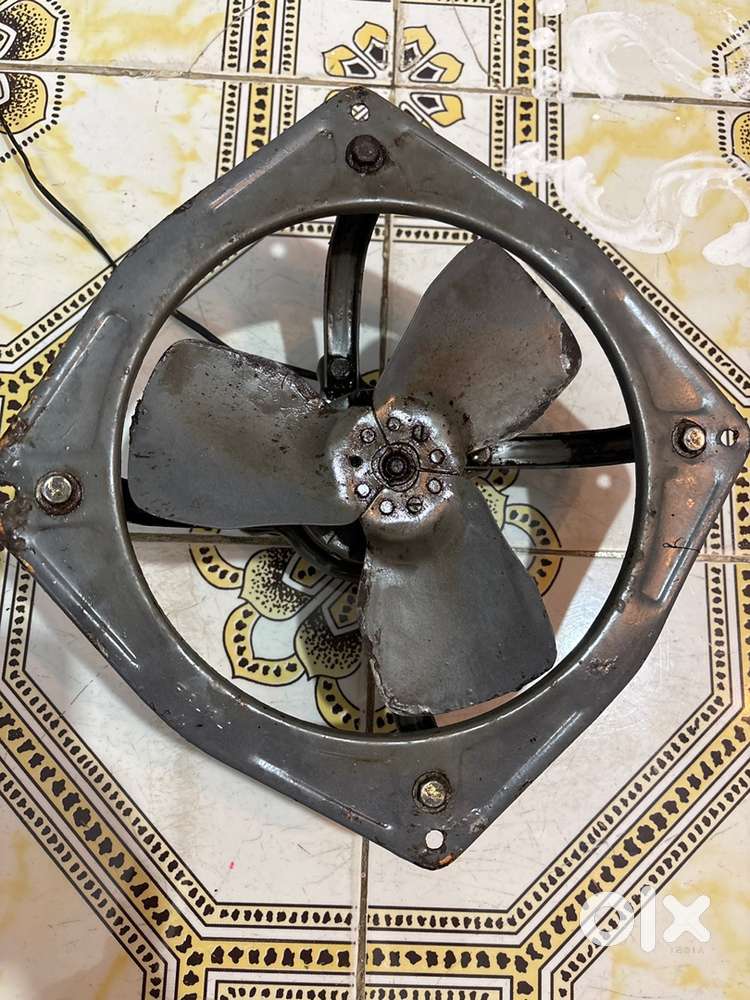 Bajaj exhaust fan