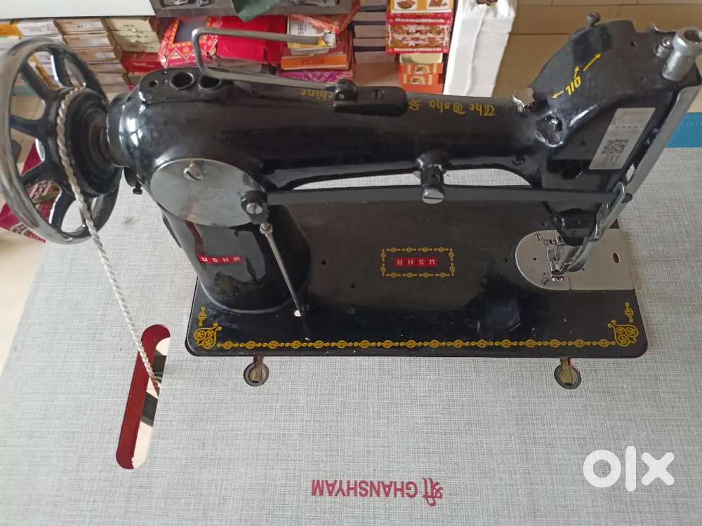 Usha Sewing Machine. 