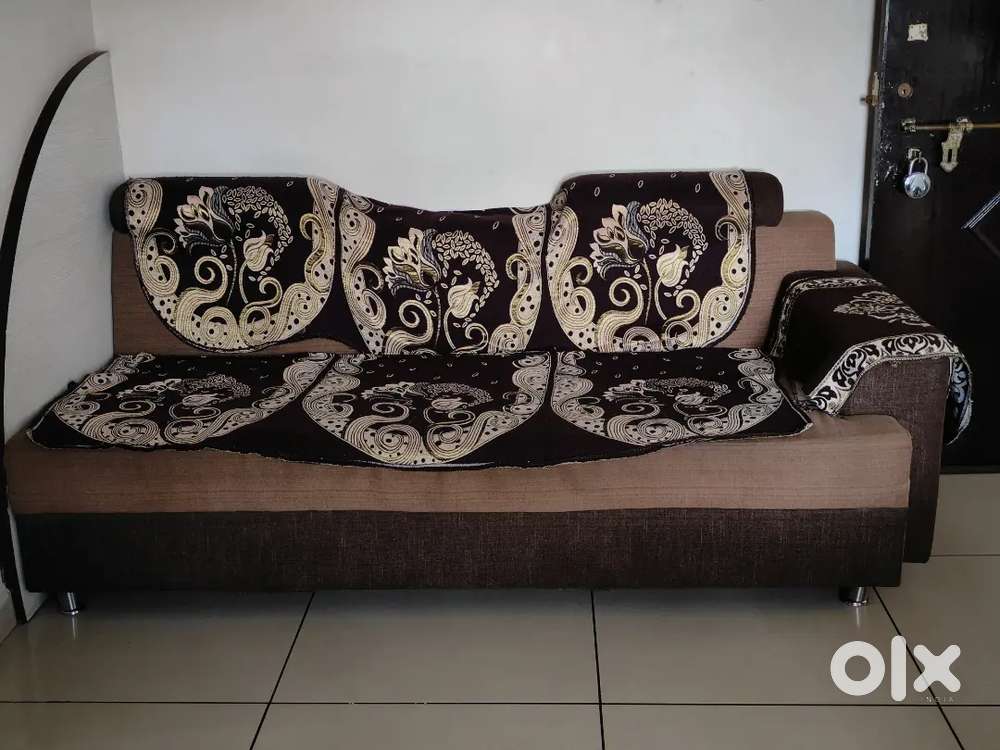Urgent sell SOFA & 2 SOFA CHAIR & DINNING TABLE WITH 1 CHAIR