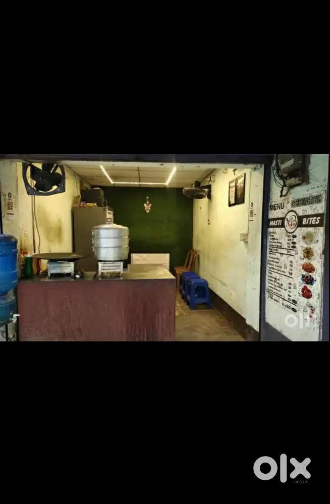 I need 3 helper momo specialist