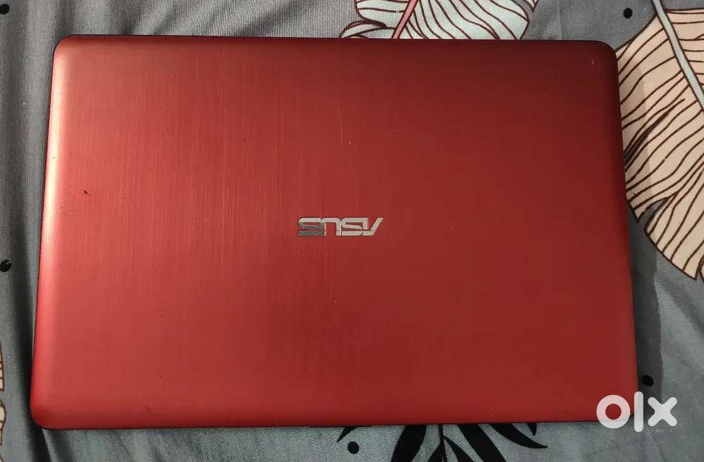 Asus Laptop (old)- Excellent condition