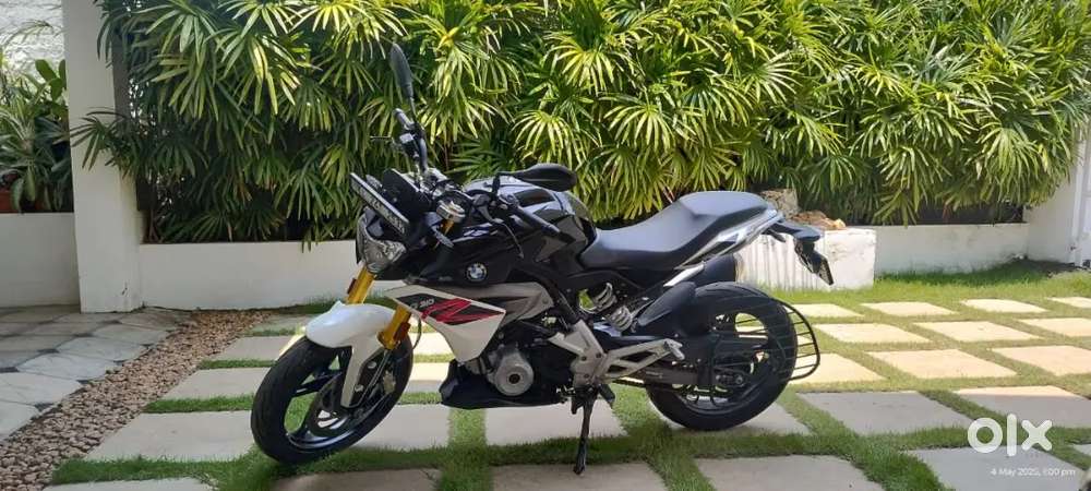 BMW G310 R