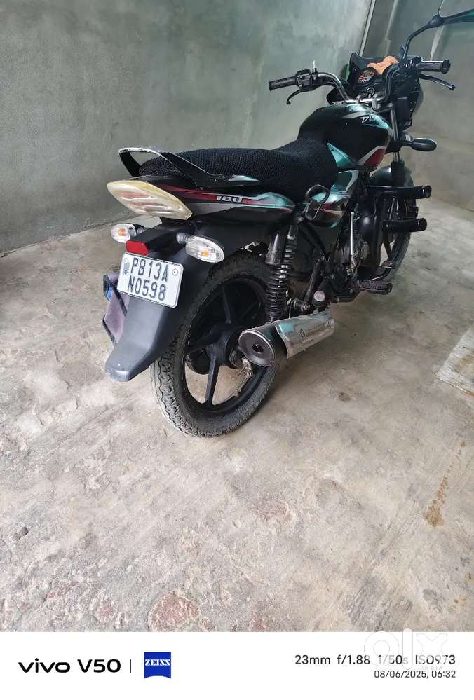 Bajaj discover 2015 Model