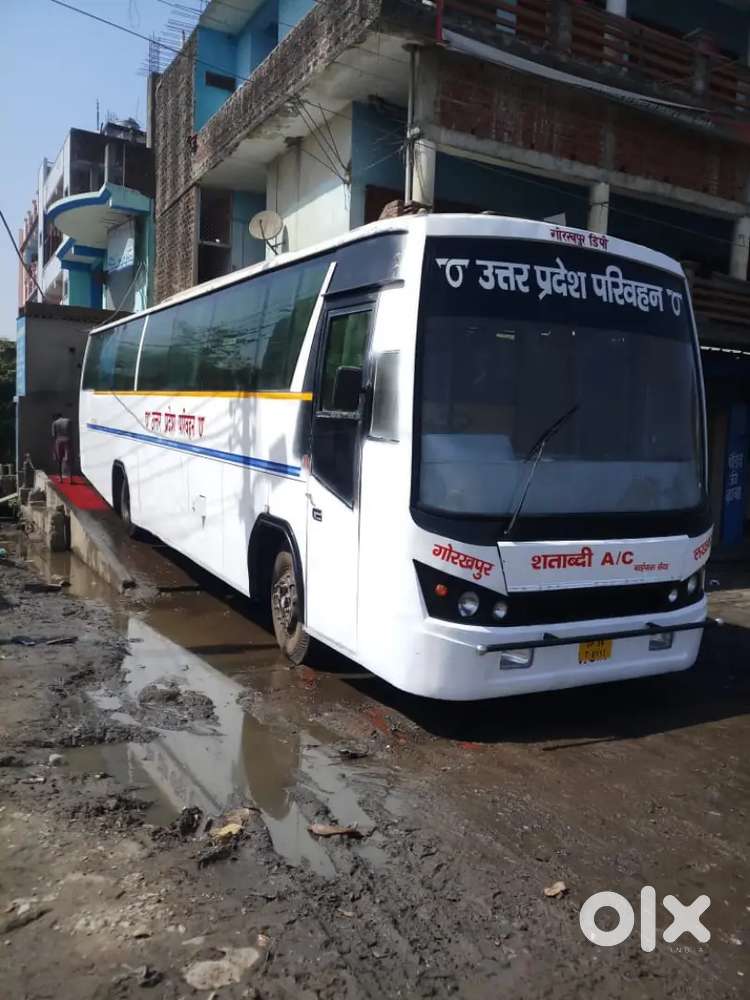 AC SHATABDI BUS IN GOOD CONDITION WITH UPSRTC ATTACHED