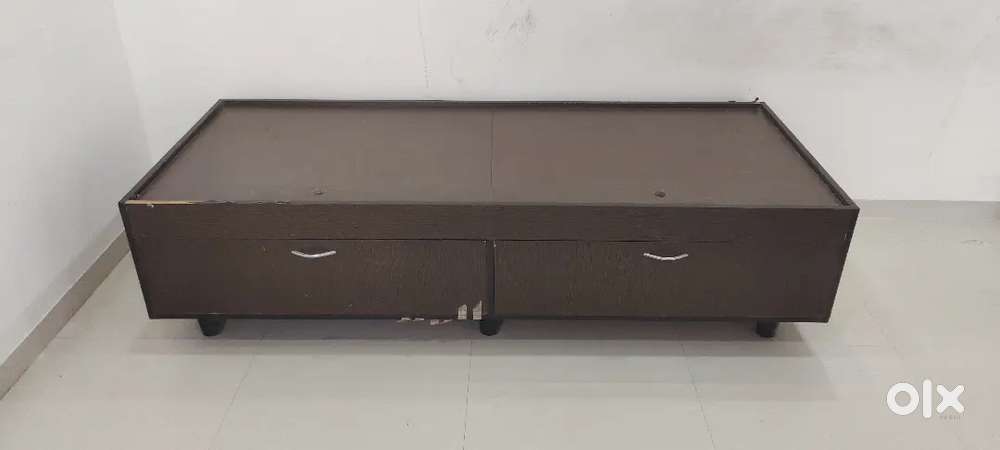 Single Diwan bed