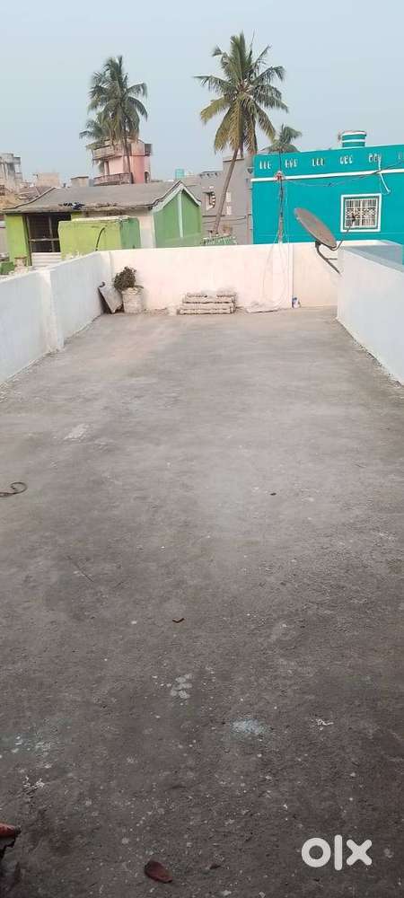 1 room with attached bathroom for rent.