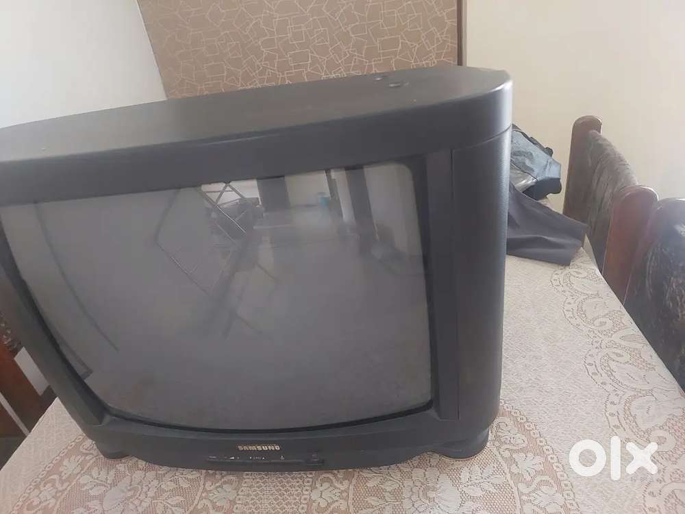 SAMSUNG TV