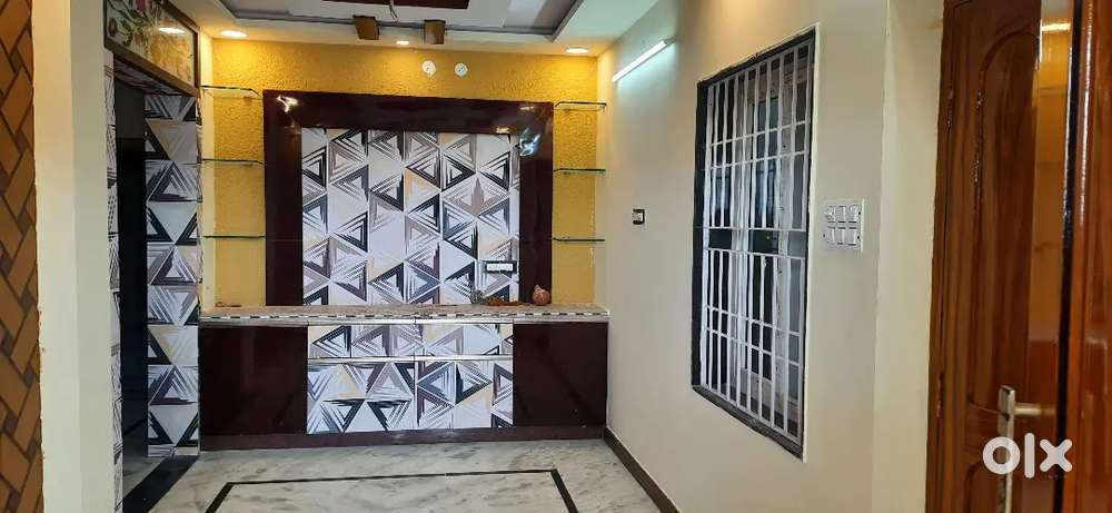 ఏటి అగ్రహారంలో 30000 రెంట్స్ వచ్చే 3 స్టేర్ ఇండిపెండెంట్ హౌస్