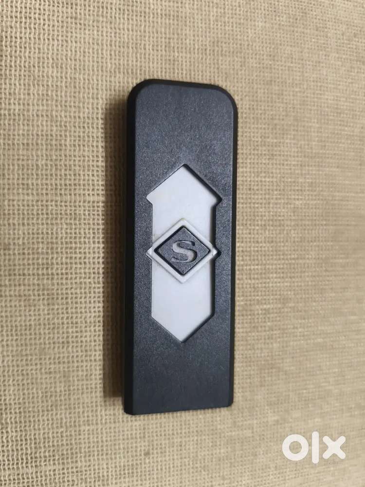 GUGGU TUQ_411C flameless lighter