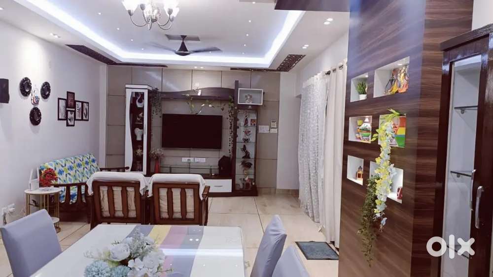 Fully furnished flat for rent at Newtown near City centre 2