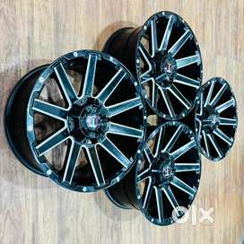 18 inch wheels for Fortuner Endeavour Hilux in mint condition set of 4