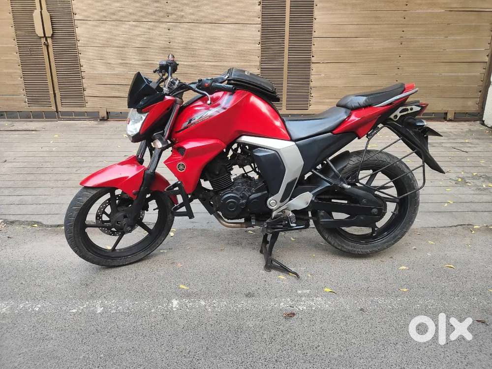 Yamaha FZ V2 (Low budget)