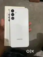 8 / 256.   Samsung a15 5g