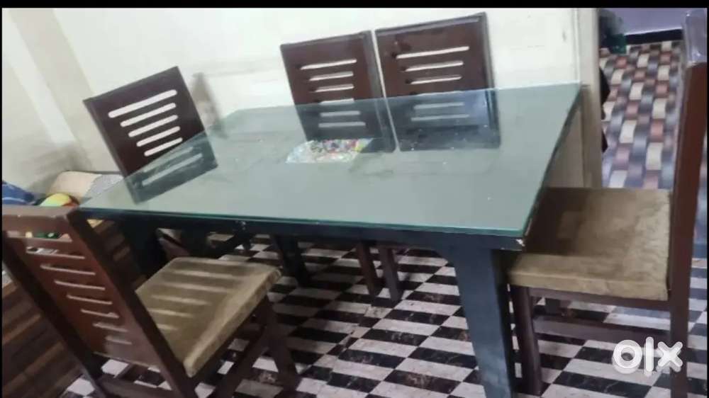6 CHAIRS DINING TABLE AVAILABLE IN STARF FURNITURE